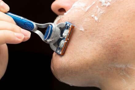 Your Guide on How to Get Rid of Razor Bumps